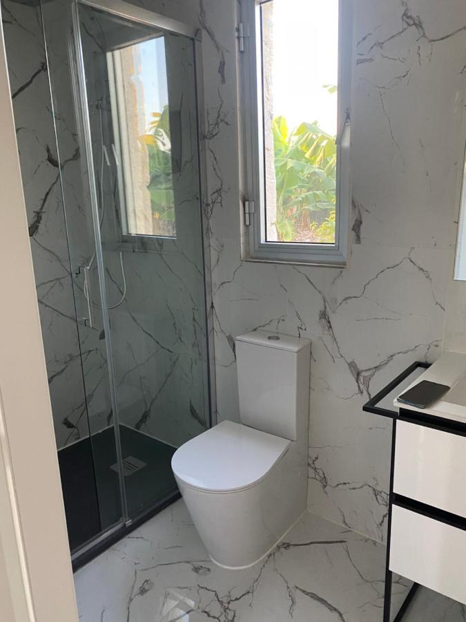 Ammos Luxury Suits And Residences Peyia Exterior foto